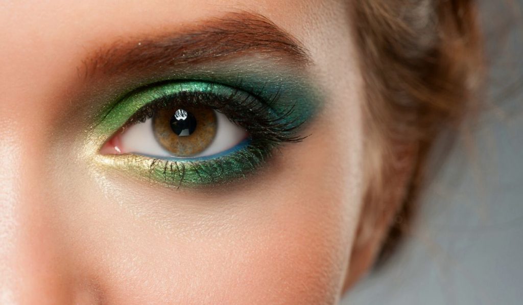 Mermaid Eye Makeup Look