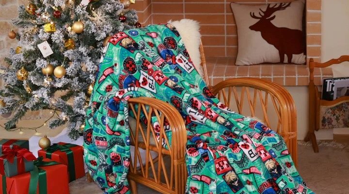 Cozy Up with the Ultimate Miraculous Ladybug Blanket