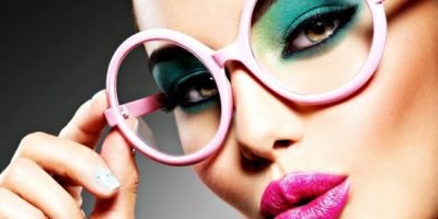 Easy Festive Green Smokey Eye Makeup Look