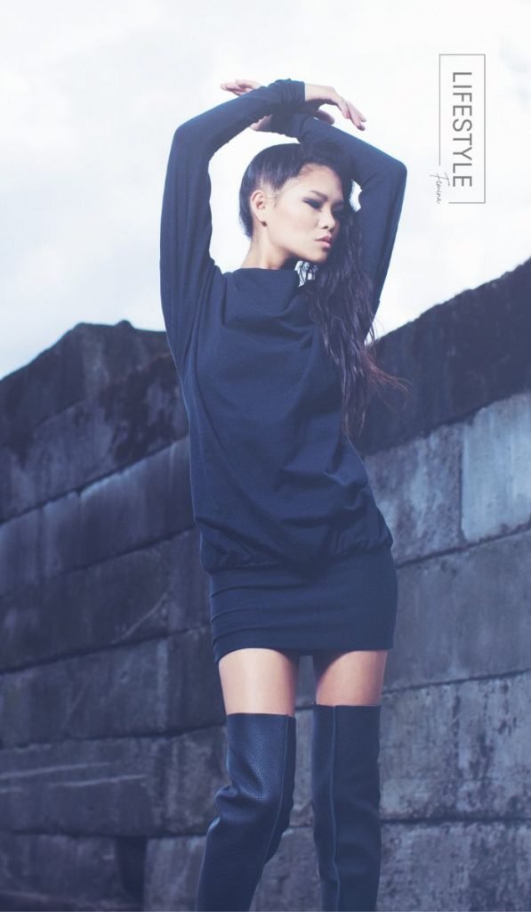 Knee-High-Boots-Outfits-with-a-Midi-Dress