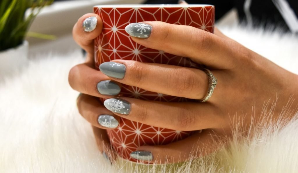 Winter Color Nails