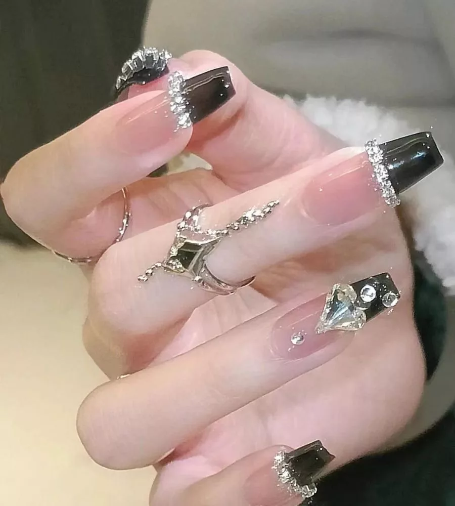 black coffin nails with diamonds