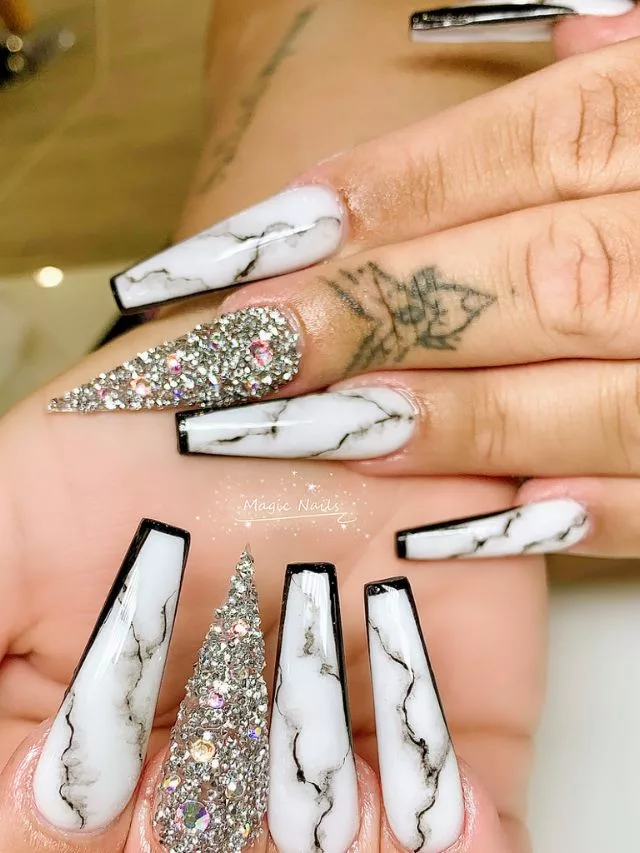 Marble nails