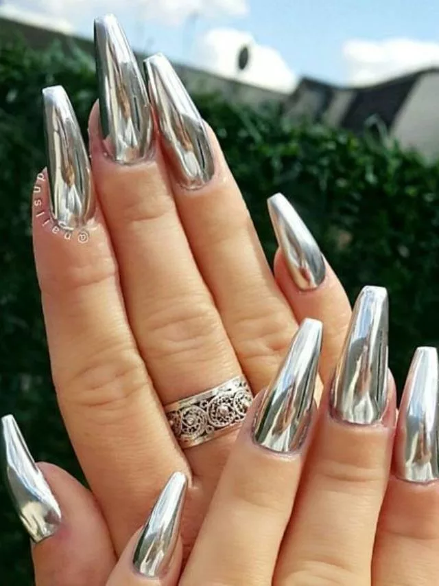 Metallic Gangster Baddie Nails