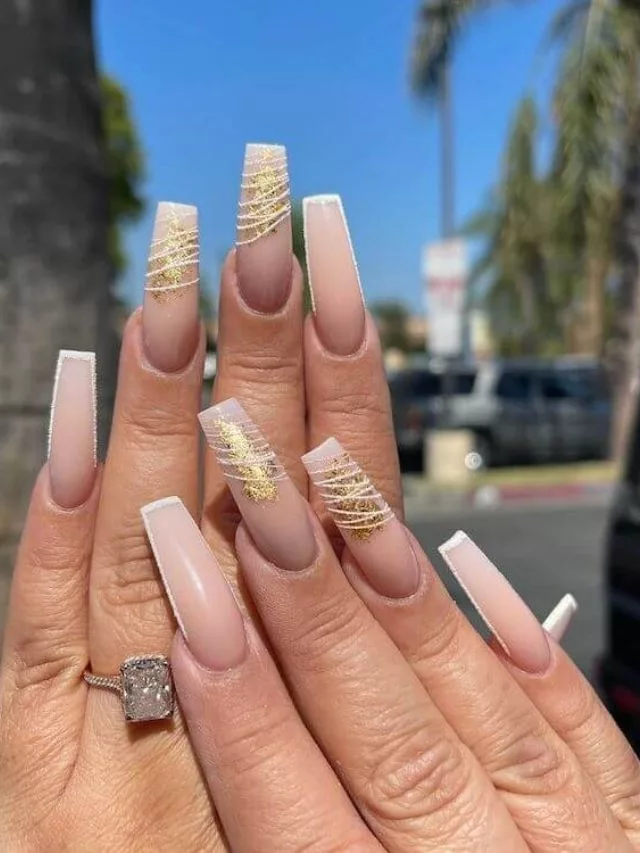 Nude matte nails