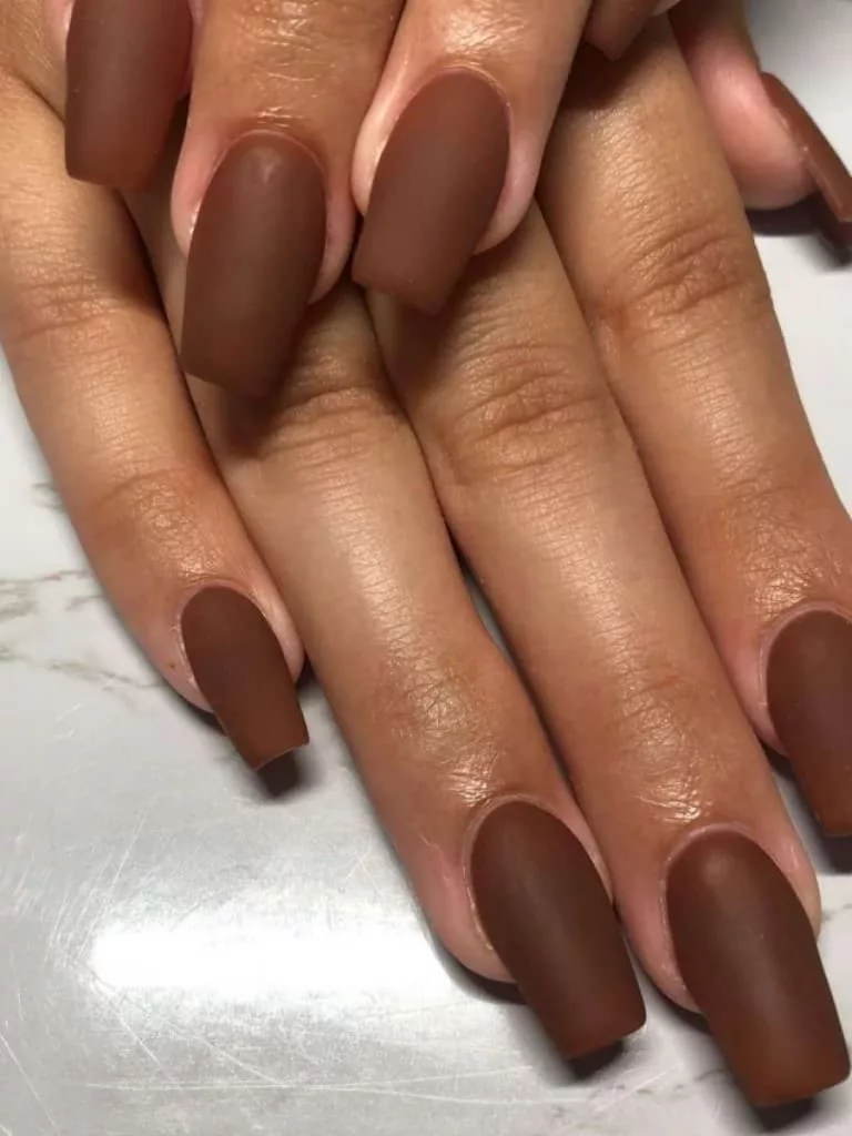 different shades of brown nails