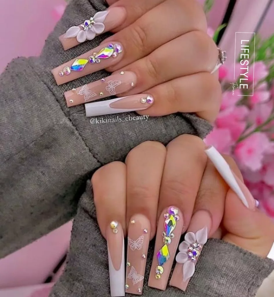 simple-rhinestone-nails